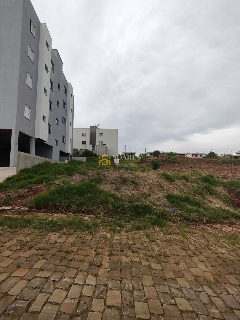 Vende-se Terreno
